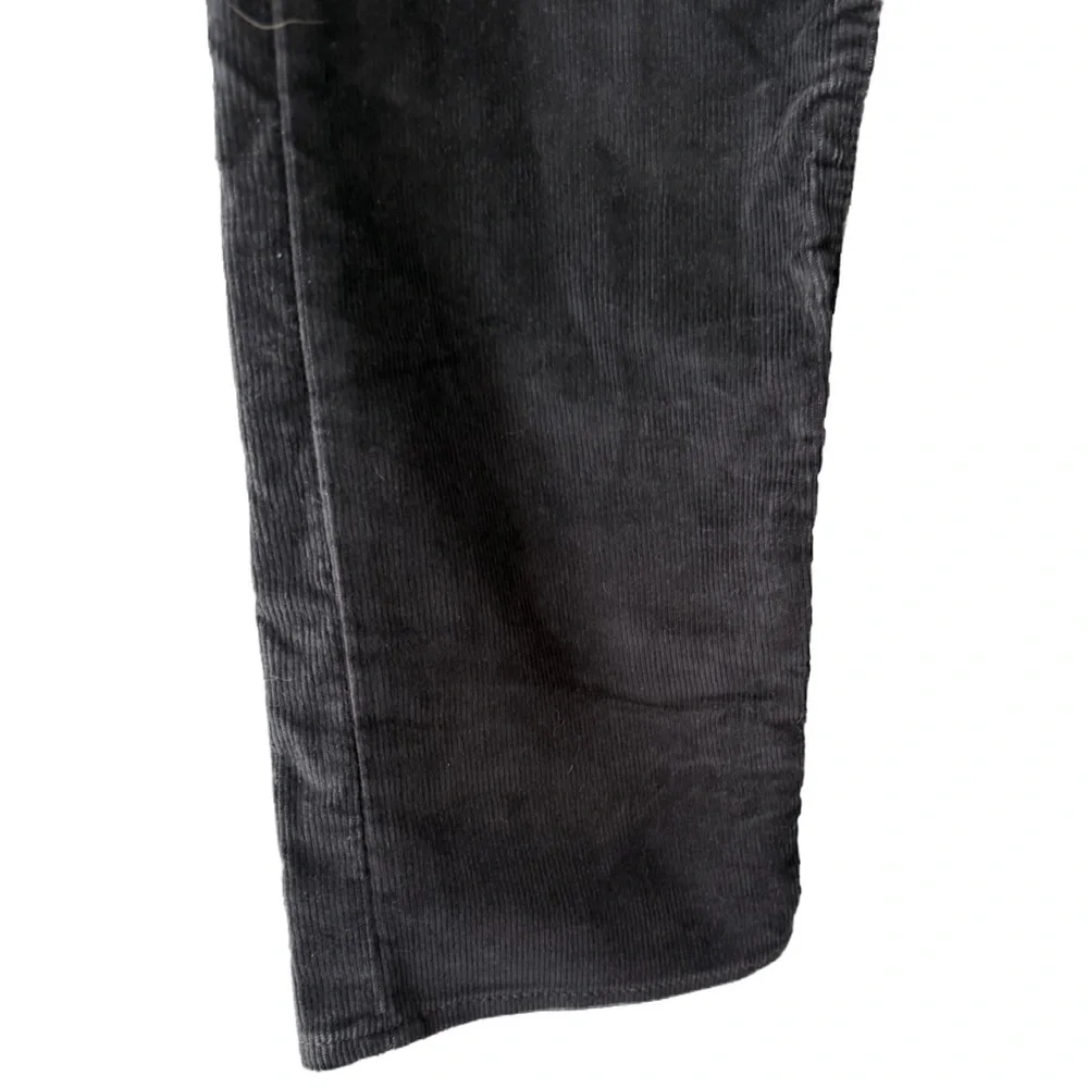 Levi’s Black Corduroy Pants Size 30‎ / Straight Fit